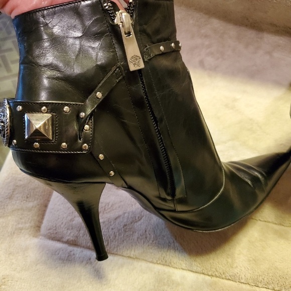 Versace Medusa Insignia Leather Booties - Picture 4 of 7